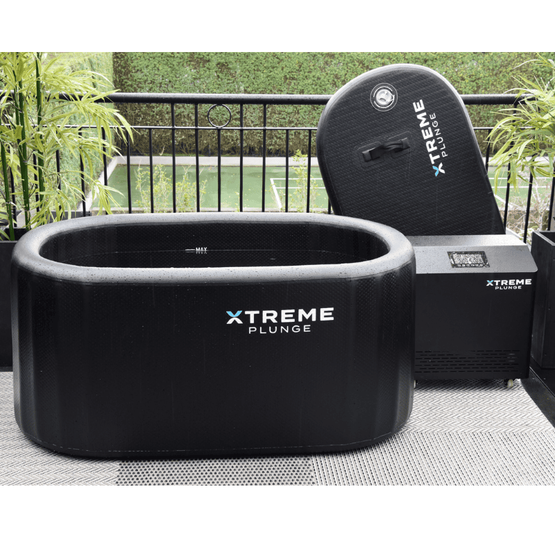 Xtreme Plunge Ice Bath Black on balcony