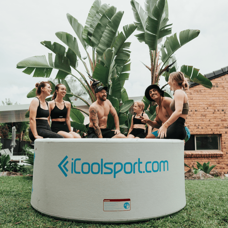 iCoolSport IceTeam Ice bath in Use by team